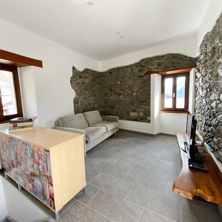 Independent Stone House With Lake View موسّو المظهر الخارجي الصورة