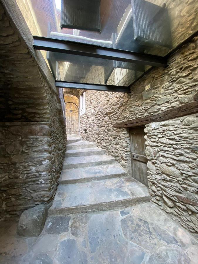 Independent Stone House With Lake View موسّو المظهر الخارجي الصورة