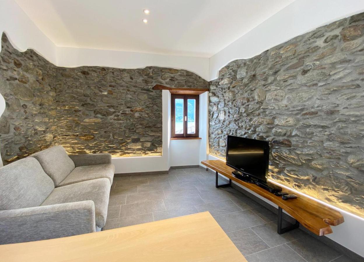 Independent Stone House With Lake View موسّو المظهر الخارجي الصورة