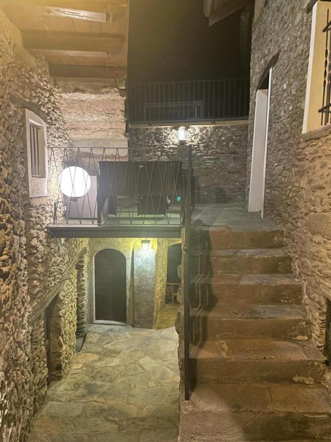 Independent Stone House With Lake View موسّو المظهر الخارجي الصورة